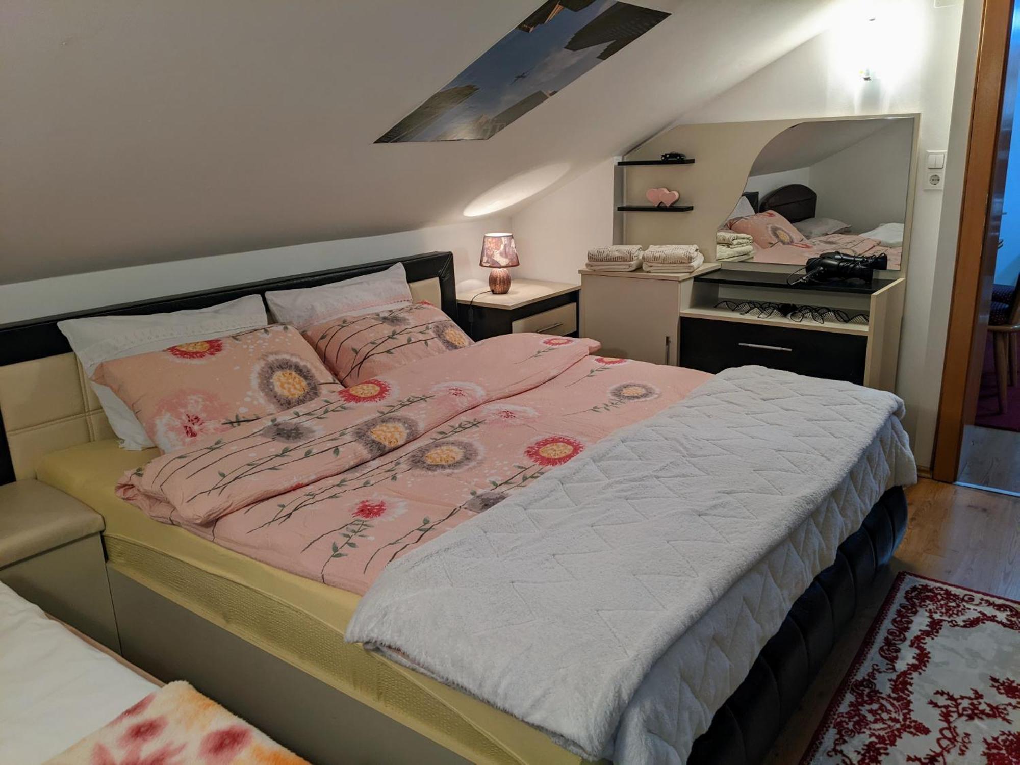 Apartmani Hrastik Bihac Bilik gambar